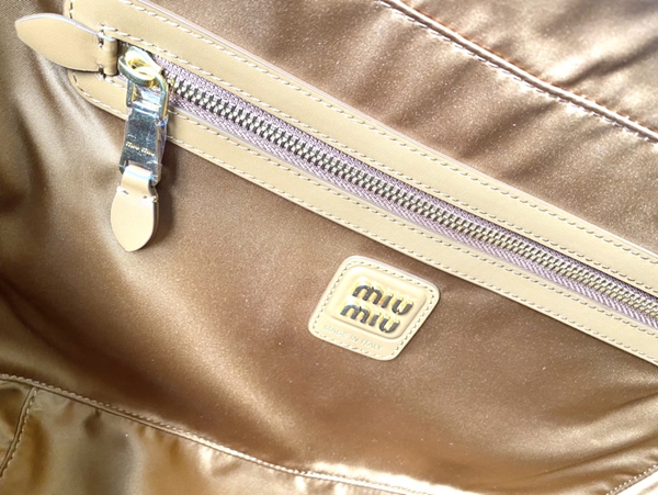 スーパーコピーブランドバッグ細部ディテール